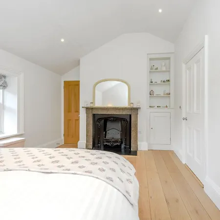 Eden Grove Hotel 5*